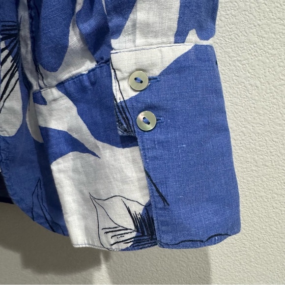 Chicos Linen Button Up Blouse Top Size 12 Floral Tropical Blue & White Coastal - Picture 8 of 12